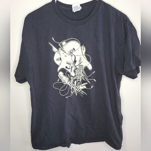 Abstract Guitar Graphic Tee on Delta Pro Weight Tag, Size Large L